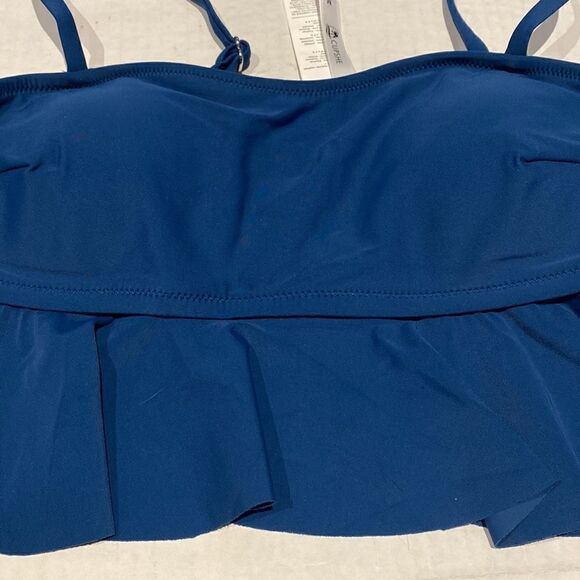 Bandeau style w/ ruffle features adj straps and removable pads size M by cupshe - Picture 2 of 4